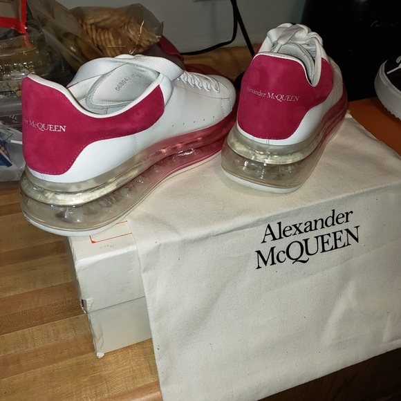 I have 2 pair of sneakers for sale worn them once I don’t have a use for them - Picture 5 of 8